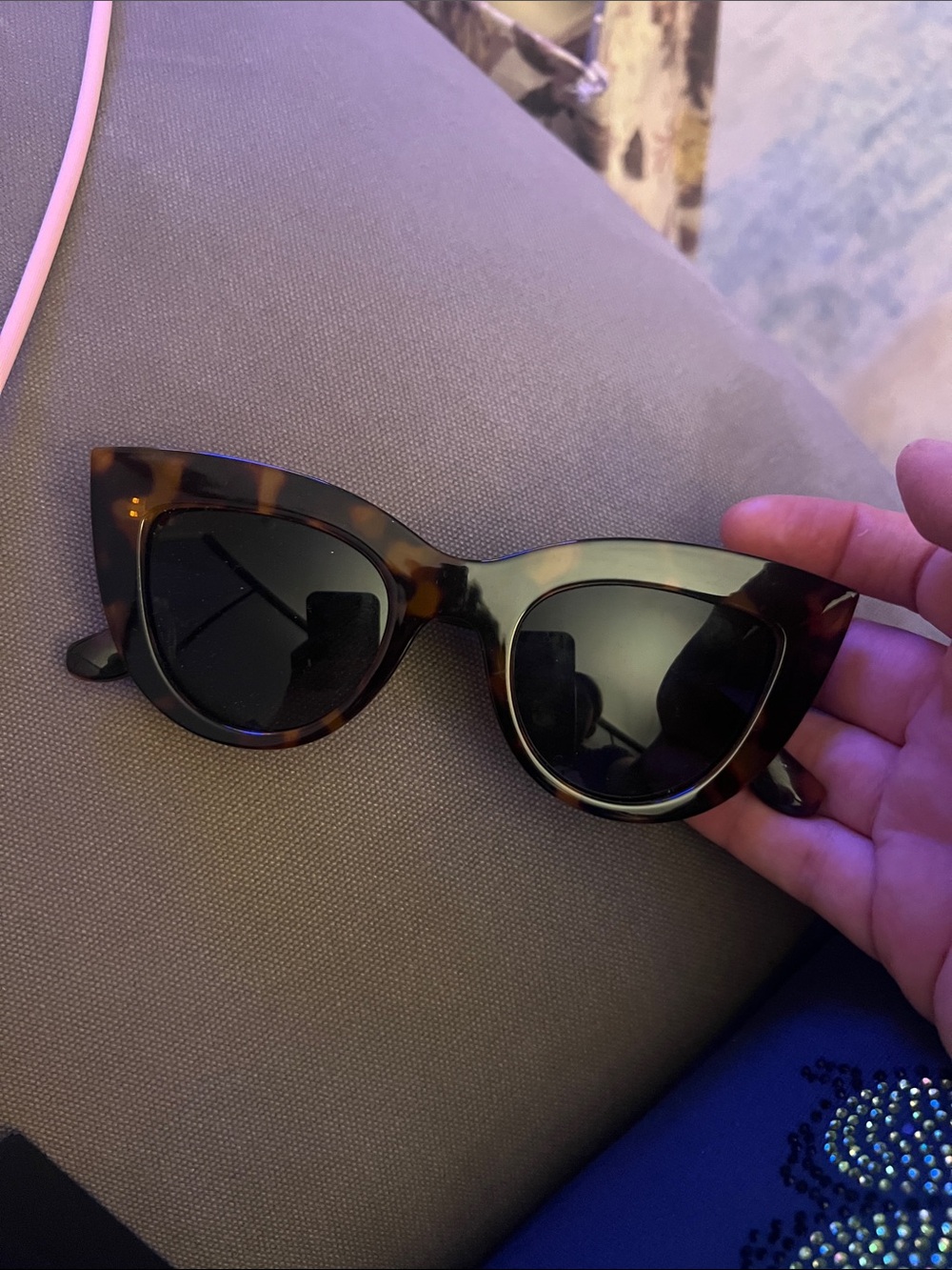 Tortoiseshell Cat Eye Sunglasses - Dark Lenses